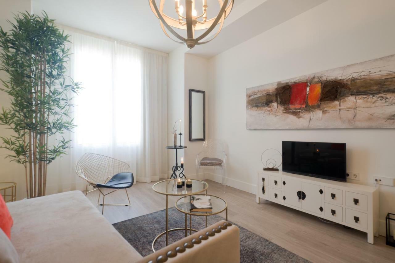 Central Deluxe Apartments グラナダ エクステリア 写真